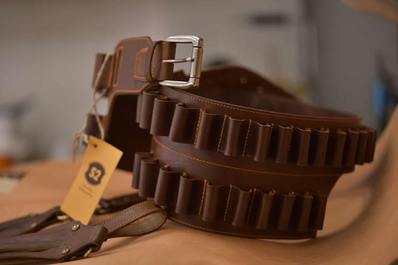 s2knife-tumores-double-handmade-handcrafted-leather-belt-hunting-accessory-multiple-cases-open-special-view Διπλή Φυσιγγιοθήκη Tumores