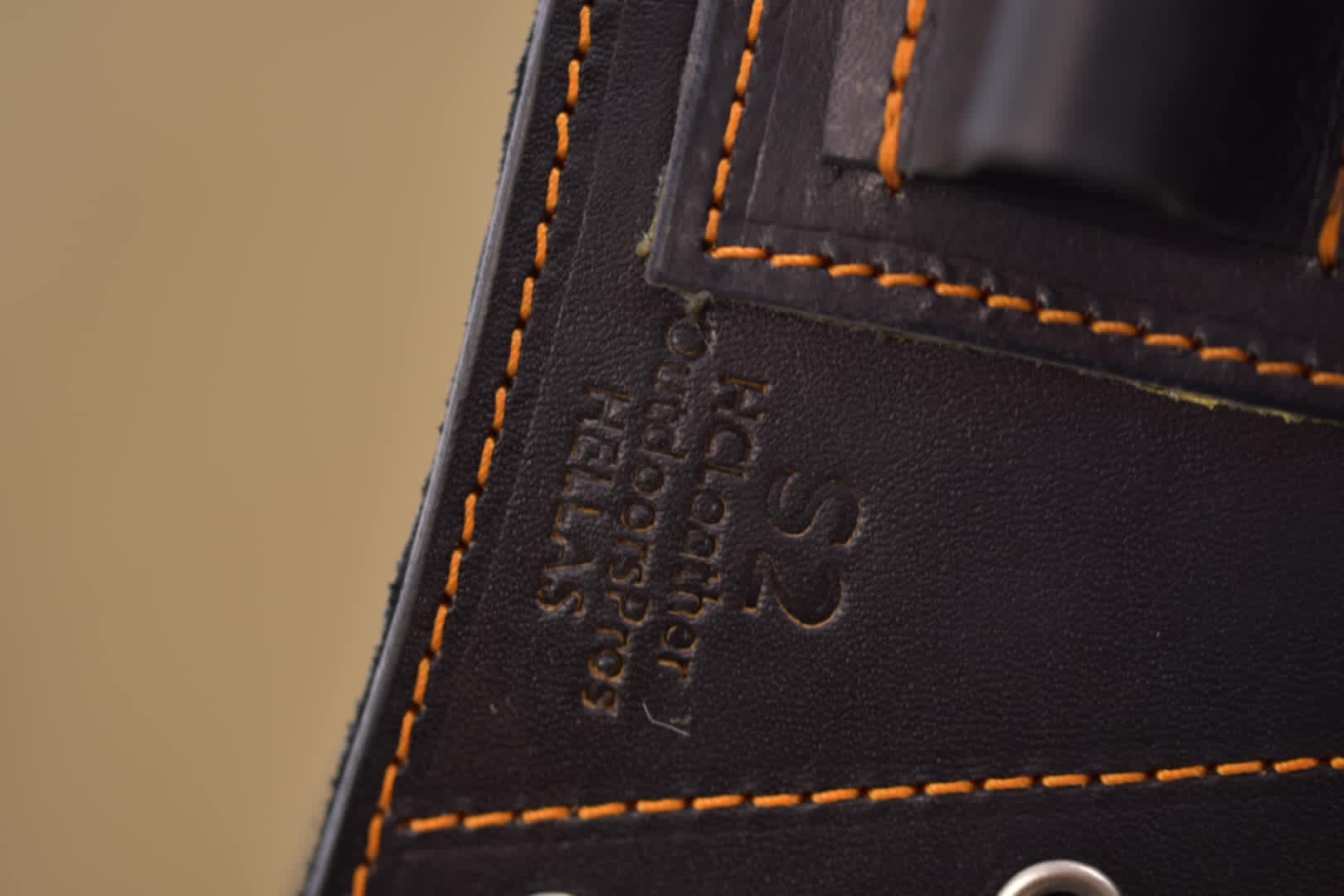 s2knife-buttstock-cover-buttstockcover-handmade-handcrafted-leather-premium-quality-hunting-gun-case-bullets-zoom-logo-black Κάλυμμα Κοντακιού Buttstock - Image 7